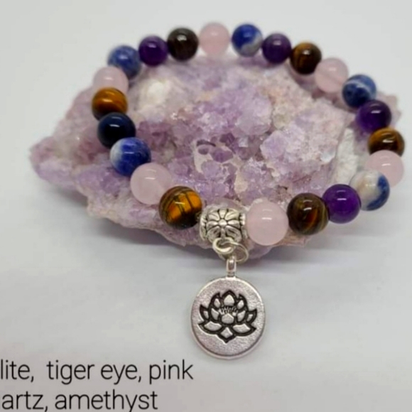 Semi precious gemstone bracelet - Picture 1 of 1